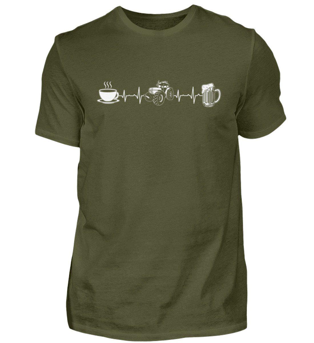 Kaffee Traktor Bier Heartbeat · Herren T-Shirt-Herren Basic T-Shirt-Urban Khaki-S-Agrarstarz