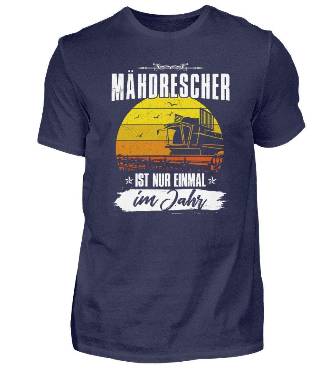 Mähdrescher einmal im Jahr · Herren T-Shirt-Herren Basic T-Shirt-Navy-S-Agrarstarz