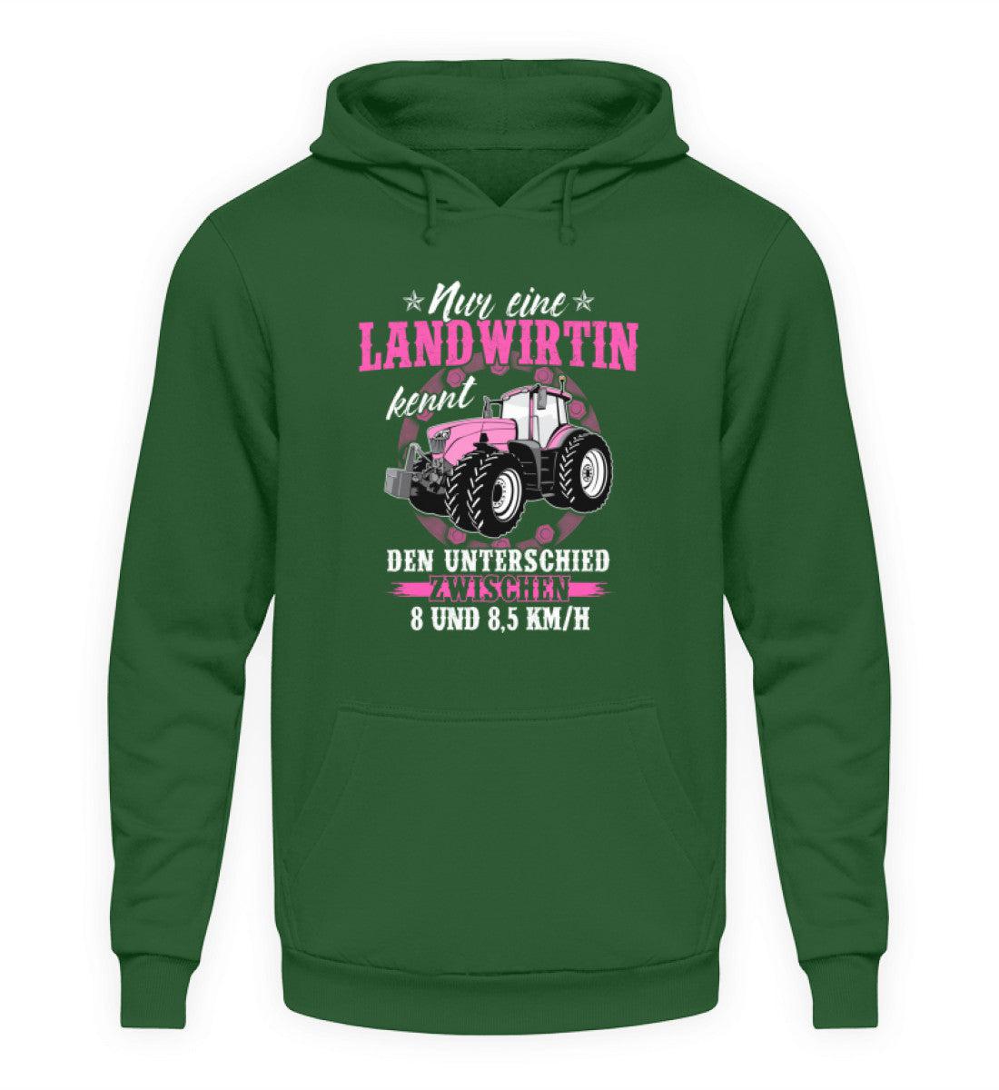 Landwirtin Unterschied 8 und 8,5 KMH · Unisex Kapuzenpullover Hoodie-Unisex Hoodie-Bottle Green-S-Agrarstarz