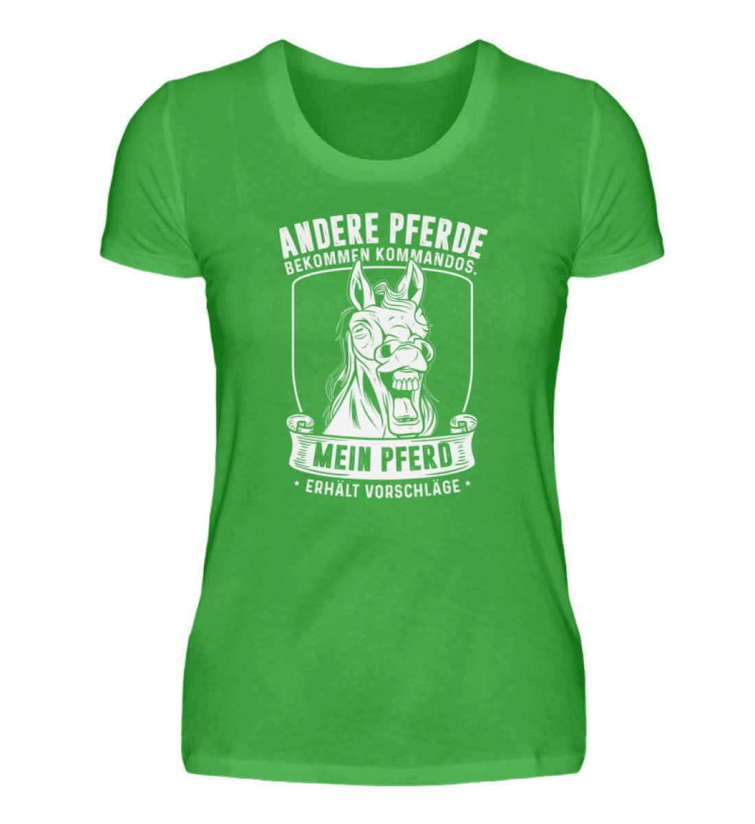 Mein Pferd erhält Vorschläge · Damen T-Shirt-Damen Basic T-Shirt-Green Apple-S-Agrarstarz
