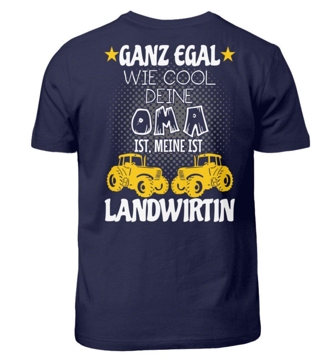 Meine Oma ist Landwirtin (Rückenprint) · Kinder T-Shirt-Kinder T-Shirt-Navy-3/4 (98/104)-Agrarstarz